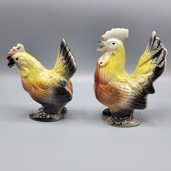 Vintage Rooster & Hen Ceramic Salt & Pepper Shakers Hand Painted Japan Farmhouse - Picture 3 of 12